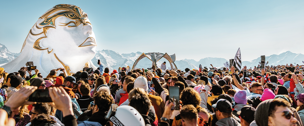 L'Alpe d'Huez. Au festival Tomorrowland, une école des grands DJ