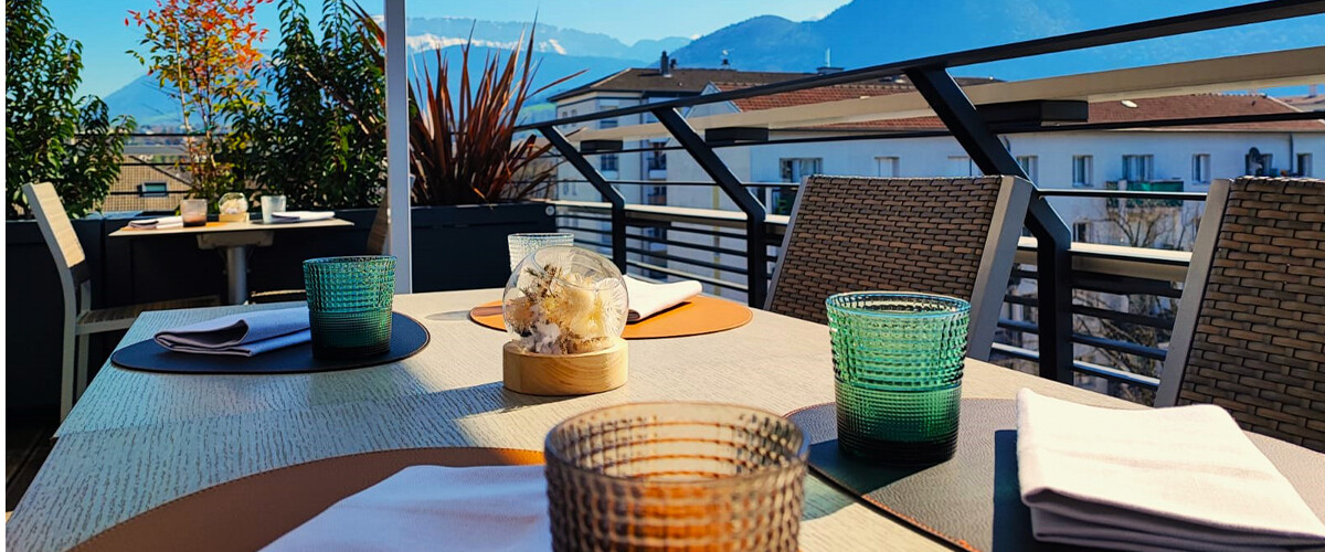 Là-Haut Restaurant : la plus belle terrasse d'Annecy