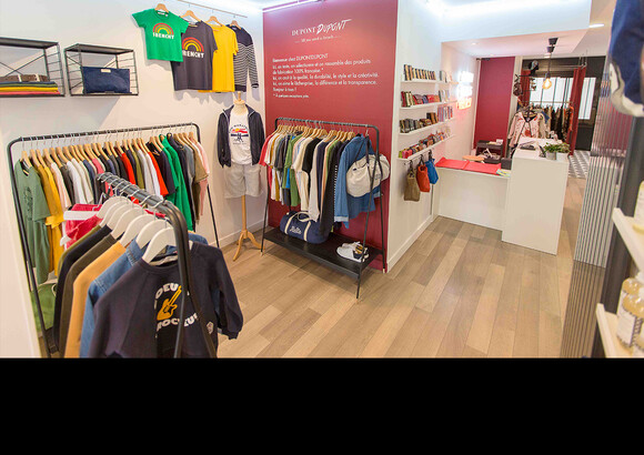 DupontDupont, 2 nouvelles boutiques