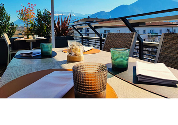 Là-Haut Restaurant : la plus belle terrasse d'Annecy