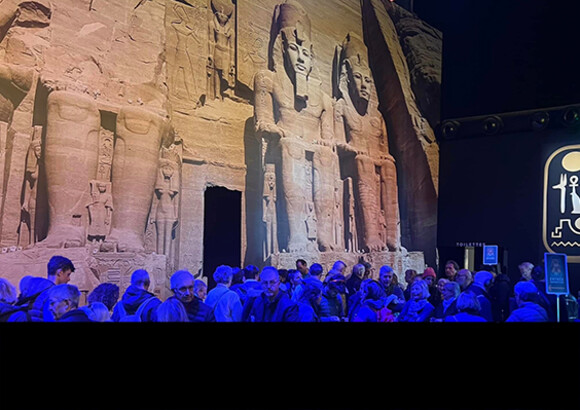 Le cercueil de Ramsès II de passage à Paris en exposition