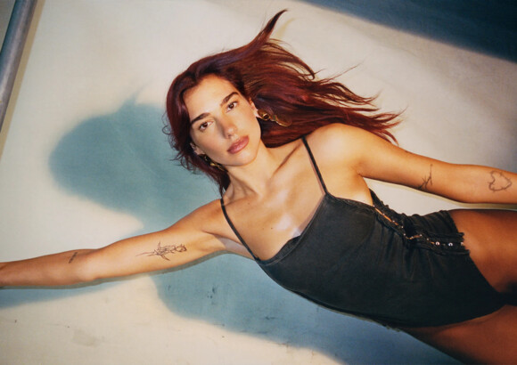 Dua Lipa sera en concert les 15 et 16 mai à la LDLC Arena à Lyon pour sa tournée 'Radical Optimism'