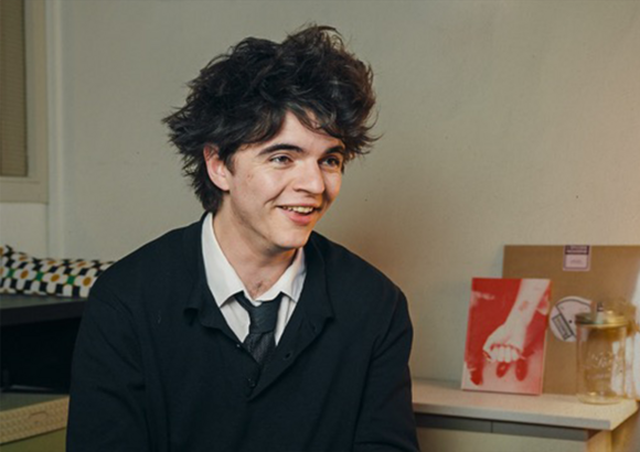 Interview de Sam Sauvage : comment persévérer devant l'indifférence du public l'a entraîné aux Victoires de la Musique