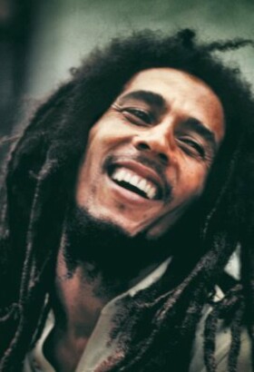 Quarante ans après sa mort, Bob Marley reste l’éternelle icône du Reggae
