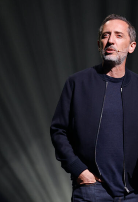 D'ailleurs, Gad Elmaleh propose son nouveau spectacle sur Canal +