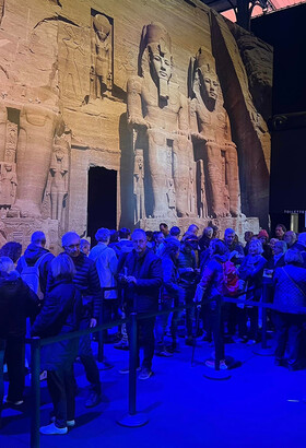 Le cercueil de Ramsès II de passage à Paris en exposition