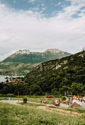 La Terre de Bellevarde, l'auberge la plus charmante du lac d'Annecy