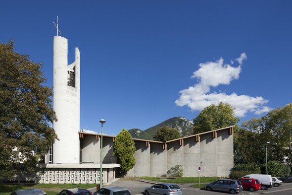 EGLISE SAINTE BERNADETTE