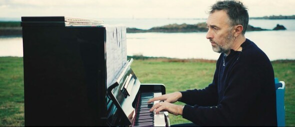 YANN TIERSEN EN CONCERT