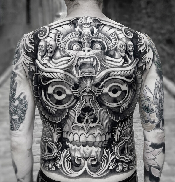 Tehel, artiste tatoueur