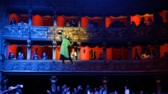 Découvrez le monde enneigé et poétique du Slava’s Snowshow