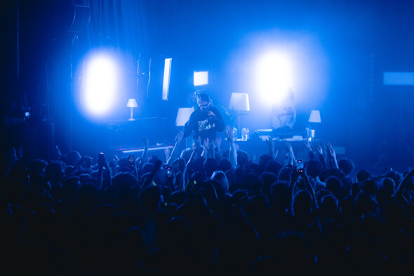 Wallace Cleaver en concert : la poésie brute du rap au Brise Glace