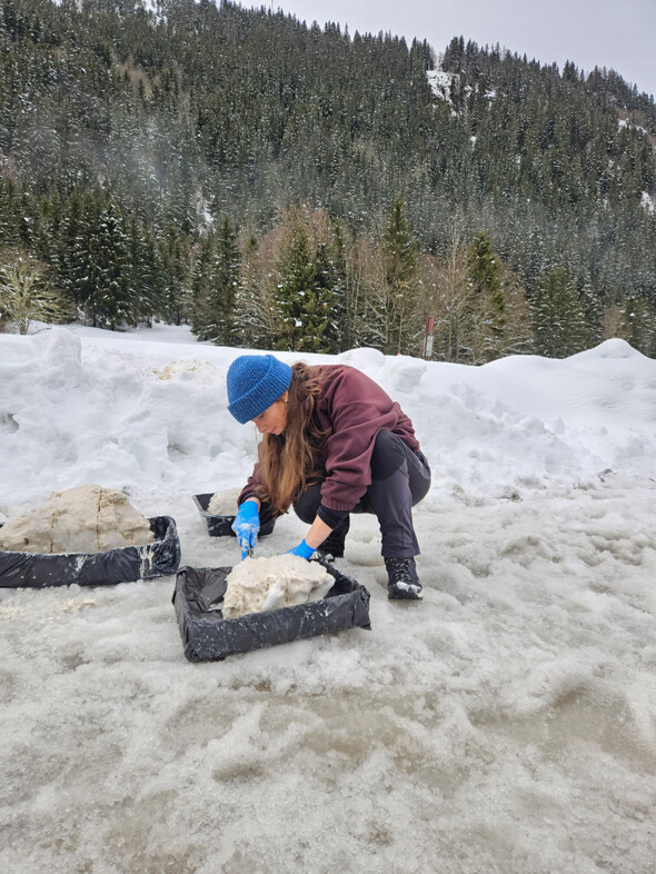 À Annecy, « Retenir l’eau encore un peu » invite à regarder autrement les paysages alpins