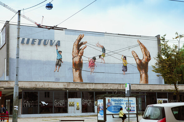 ERNEST ZACHAREVIC