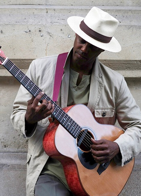 Eric Bibb