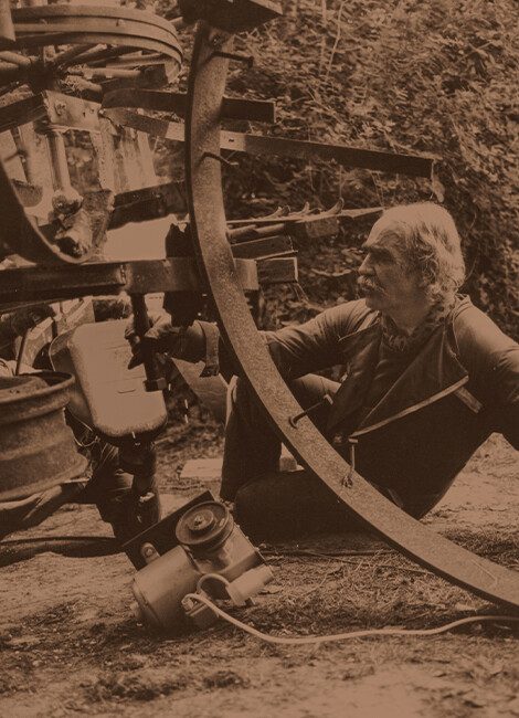 Jean Tinguely
