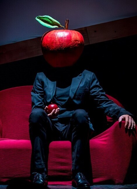 Chut ! Une Pomme – Compagnie La Clinquaille