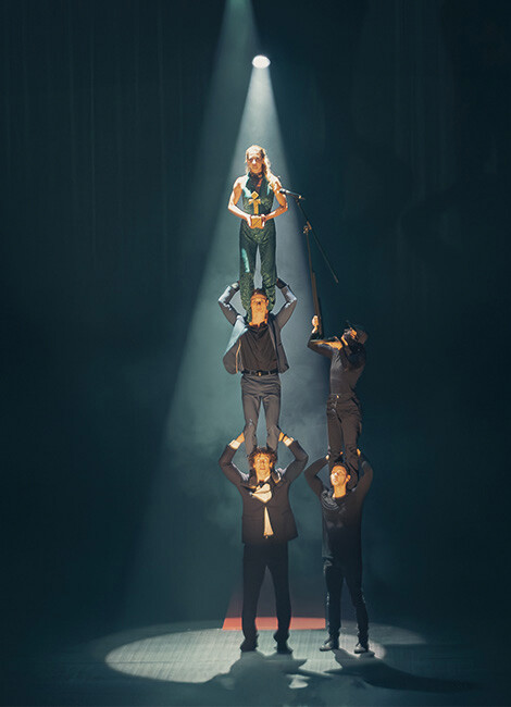 THE AWARD - Michael Hottier / BACK POCKET