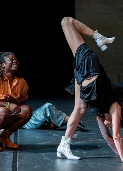 Black Lights - Mathilde Monnier