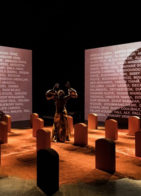 Chasselay Et Autres Massacres - Eva Doumbia