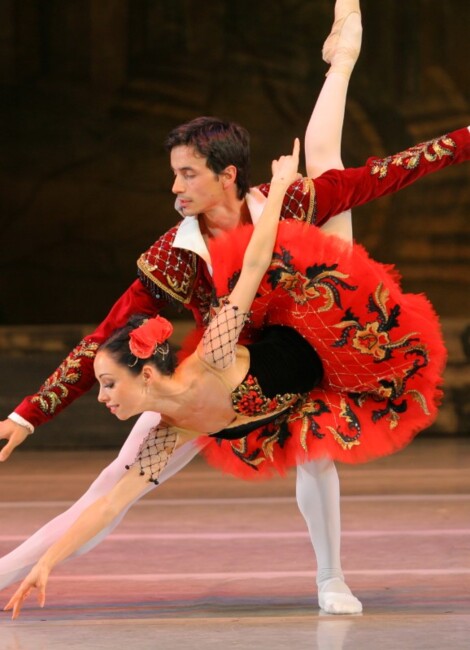 Les Étoiles De La Danse