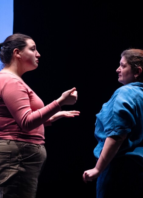 Je préfère regarder par la fenêtre