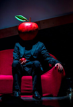 Chut ! Une Pomme – Compagnie La Clinquaille