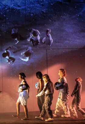 Cosmos - Maëlle Poésy