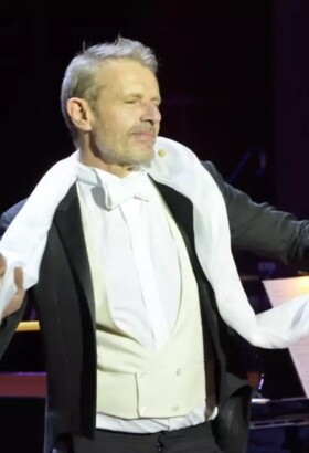 Lambert Wilson chante Kurt Weill