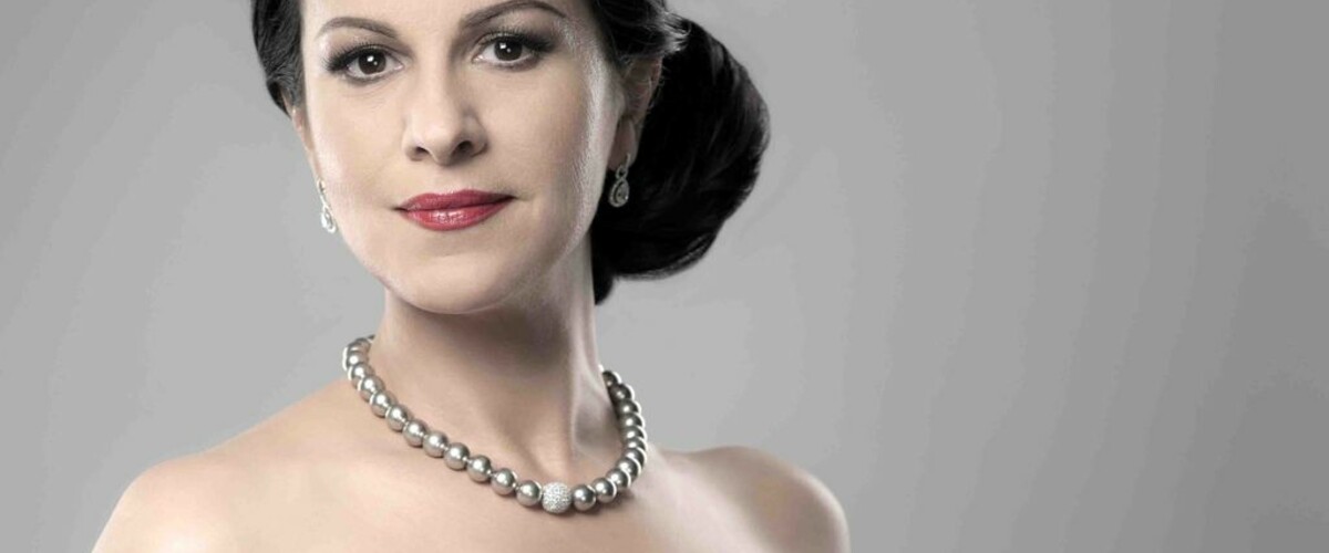 ANGELA GHEORGHIU