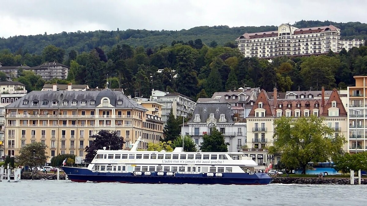 ÉvianlesBains à EVIAN LES BAINS 74500 ÉvianlesBains à EVIAN LES BAINS 74500