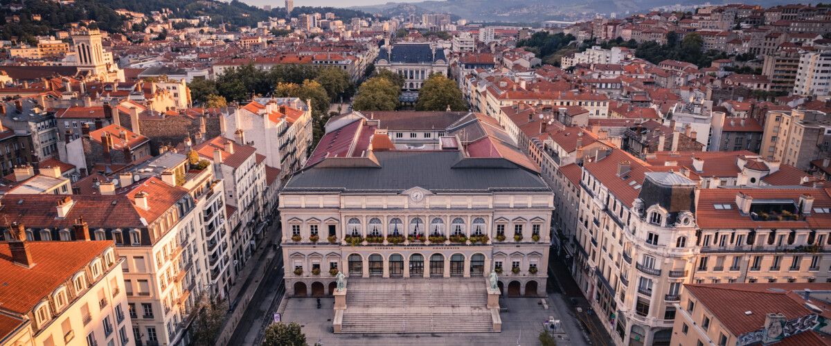 SAINT-ÉTIENNE HORS CADRE - PAR L'OFFICE DE TOURISME ET DES CONGRÈS DE SAINT-ÉTIENNE MÉTROPOLE