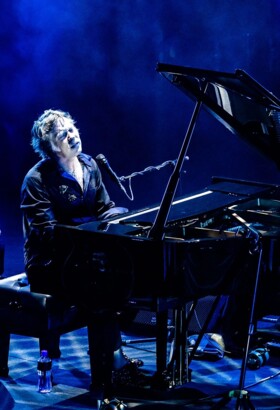 Rufus Wainwright - Going to a town